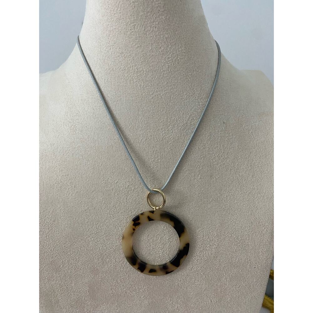 tortoiseshell pendant necklace